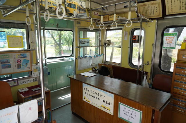 くめがわ電車図書館2