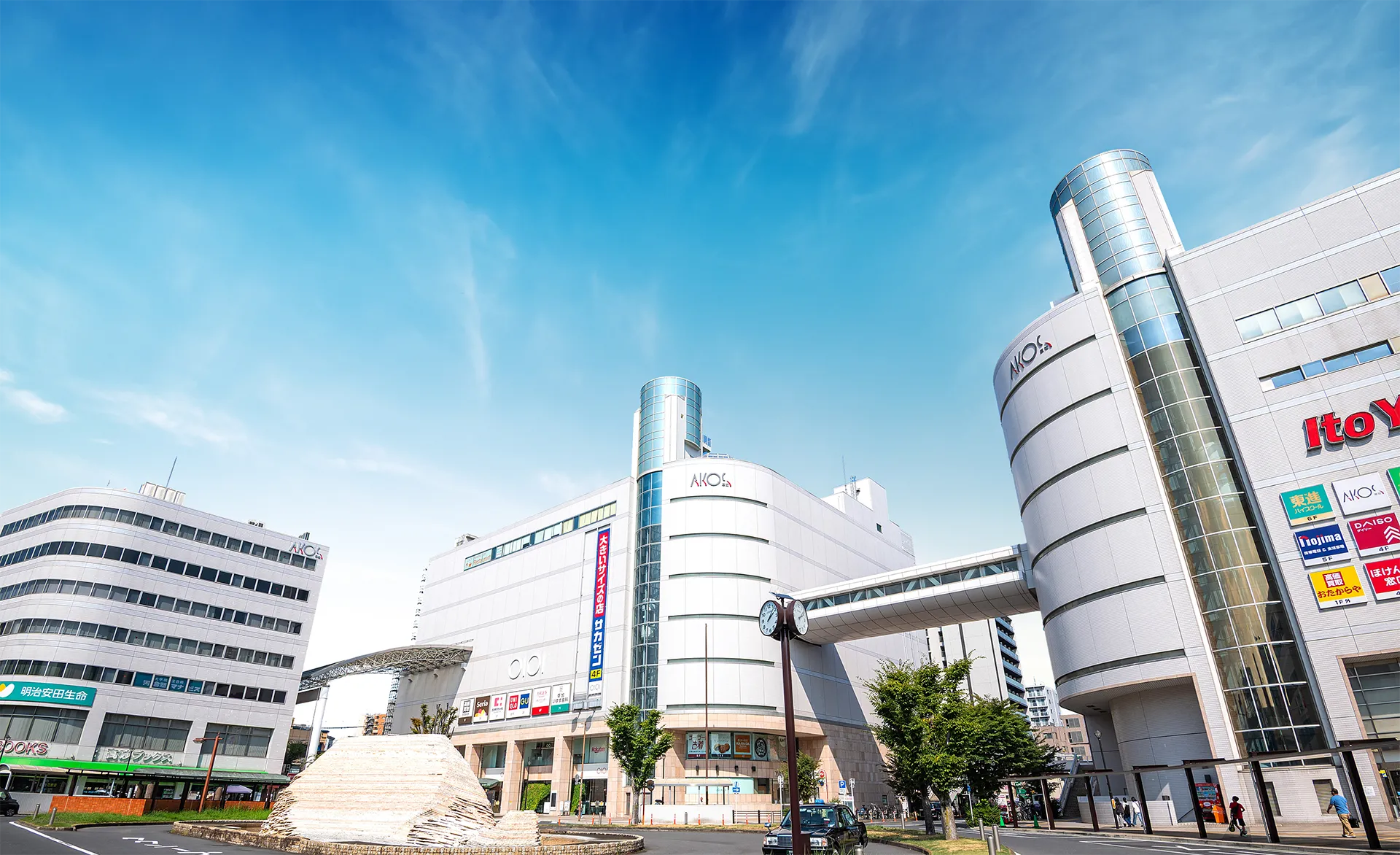草加駅前（徒歩2分／約130m）