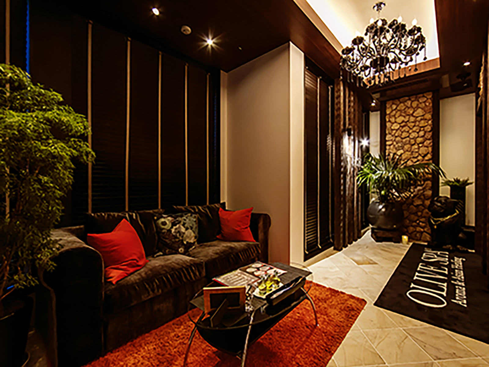 Olivespa 上野御徒町 株式会社グローベルス